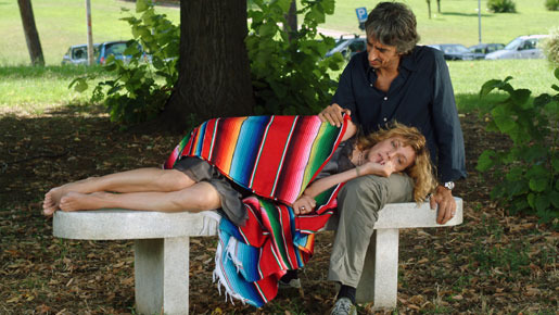 『イタリア的、恋愛マニュアル』 -(C) 2005 Filmauro  S.r.l.