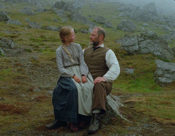 『ゴッドランド／ GODLAND』© 2023 ASSEMBLE DIGITAL LTD. ALL RIGHTS RESERVED.