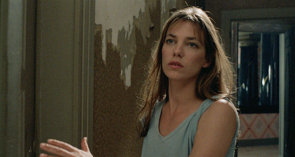 『地に堕ちた愛 完全版』　© 1983 LA CECILIA © 2018 Les Films du Veilleur