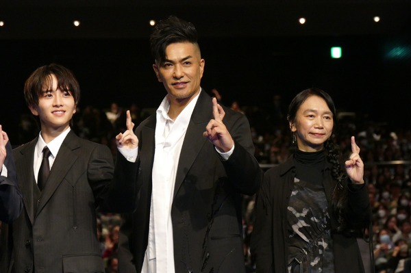 板垣李光人、北村一輝、佐藤嗣麻子監督