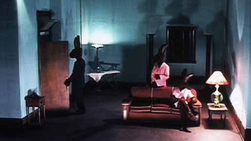 『インランド・エンパイア』 -(C) 2006 BY INLAND EMPIRE PRODUCTIONS. ALL RIGHTS RESERVED.