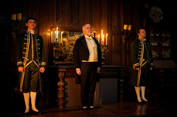 「ベルグレービア 新たなる秘密」© Carnival Film & Television Limited 2023.