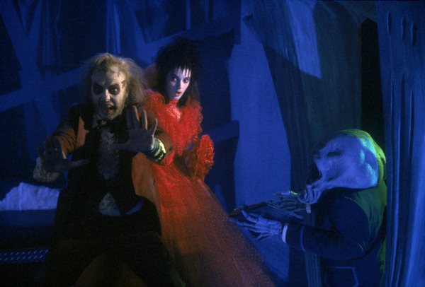 1988年『ビートルジュース』© Warner Bros. Entertainment Inc. All Rights Reserved.