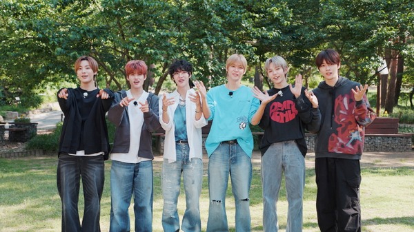 「BOSS RIIZE」　(C)2024 STUDIO X+U, SM ENTERTAINMENT CO.,LTD. All Rights Reserved.