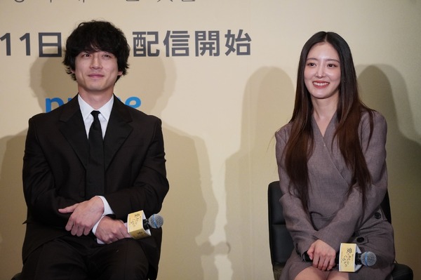 坂口健太郎、イ・セヨン「愛のあとにくるもの」記者会見