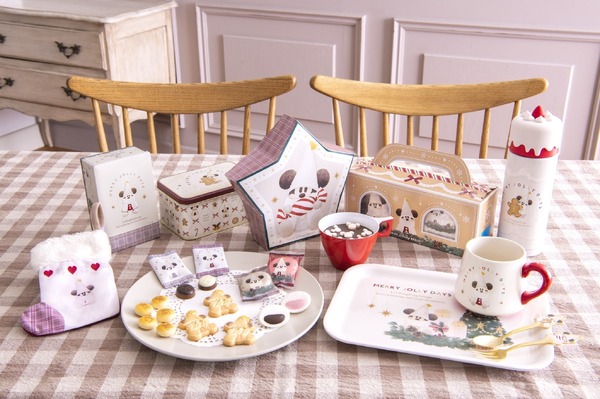 クリームフィルド・ビスケット 1,300 円チョコレート 1,200 円トレー 1,900 円カトラリーセット 2,000 円マグカップ 2,100 円ステンレスボトル 3,800 円など