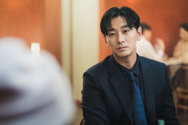 「愛は一本橋で」　(C) STUDIO DRAGON CORPORATION