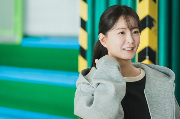 「愛は一本橋で」　(C) STUDIO DRAGON CORPORATION