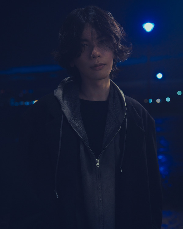 米津玄師photo by 堀越照雄