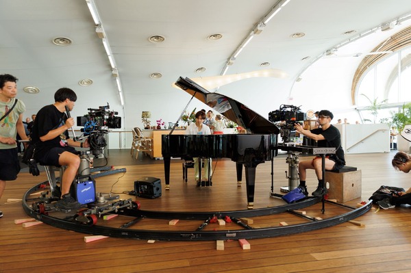 Netflixシリーズ「さよならのつづき」 メイキングカット