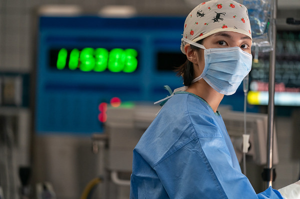 Netflixシリーズ「トラウマコード」1月24日（金）より独占配信