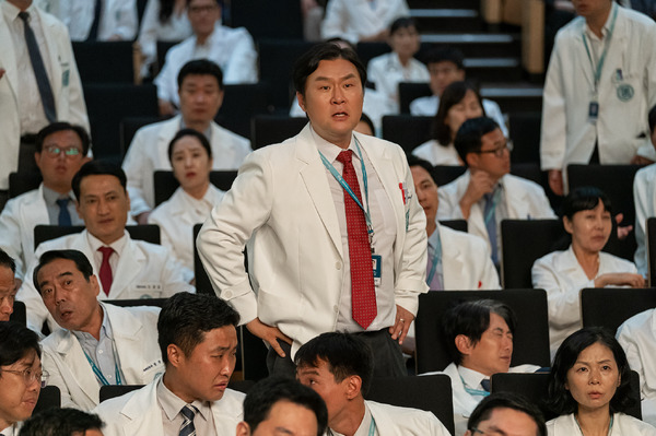 Netflixシリーズ「トラウマコード」1月24日（金）より独占配信