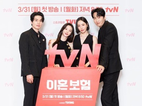 イ・ドンウク主演『離婚保険』にキャストたちが自信！「息ぴったりだった」