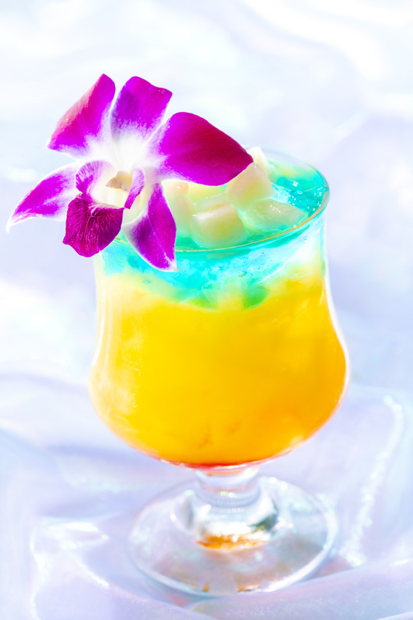 この夏、スティッチが「シェフ・ミッキー」に遊びに来る！メニューも期間限定でハワイアンスタイルに