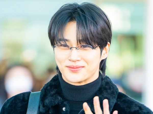 ビョン・ウソク、次回作の『21世紀大君夫人』降板説を全面否定「予定通り出演する」