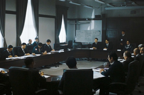 『フロントライン』© 2025「フロントライン」製作委員会