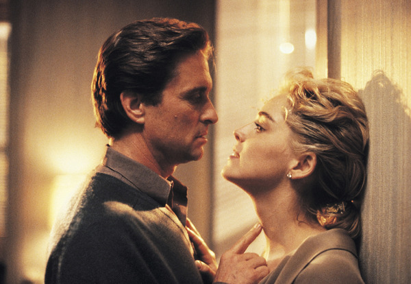 『氷の微笑』©APOLLO