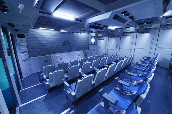 期間限定「スター・ツアーズ」スぺシャルバージョンが始動！新たなキャラクターと惑星に大興奮