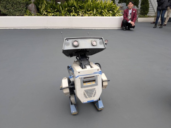 かわいいの2足歩行ロボットが新登場！BDXドロイドのアトモスフィアプログラム