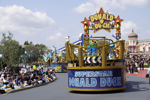 ドナルドダックが主役の春が来た！「クワッキーセレブレーション★ドナルド・ザ・レジェンド！」