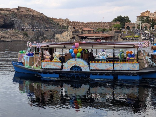 「ダッフィー＆フレンズ20周年：カラフルハピネス」