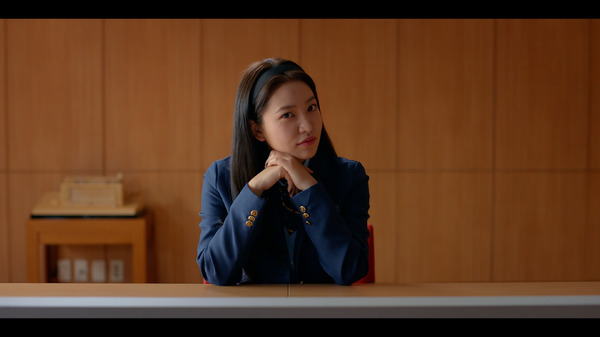 「Bitch X Rich」(C) WHYNOT MEDIA Co.,Ltd. All Rights Reserved.