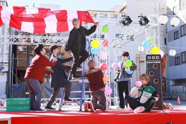 『裏社員。-スパイやらせてもろてます‐』©2025「裏社員。-スパイやらせてもろてます‐」製作委員会