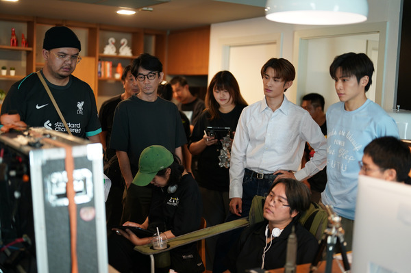 「DatingGame」©datinggame2025