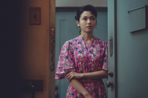 『遠い山なみの光』©2025 A Pale View of HIlls Film Partners