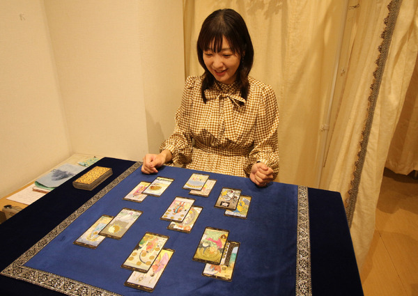 逢愛ミリサ先生