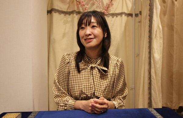 逢愛ミリサ先生