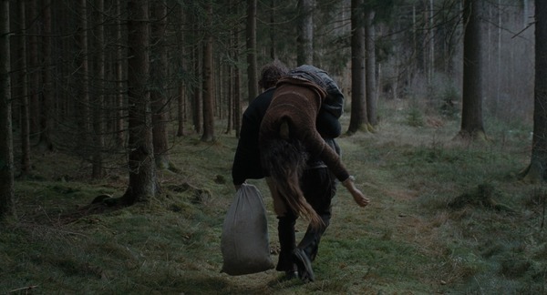 『デビルズ・バス』 © 2024 Ulrich Seidl Filmproduktion, Heimatfilm, Coop99 Filmproduktion