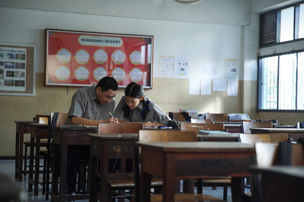 『親友かよ』©2023 GDH 559 AND HOUSETON CO., LTD. ALL RIGHTS RESERVED