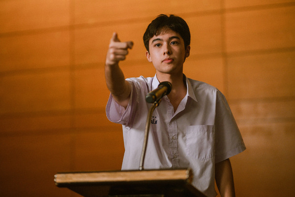 『親友かよ』©2023 GDH 559 AND HOUSETON CO., LTD. ALL RIGHTS RESERVED