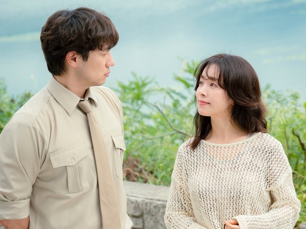 “謎の女性” ハン・ジミンが強烈な初登場！Netflix新作『君は天国でも美しい』の“キープレイヤー”に