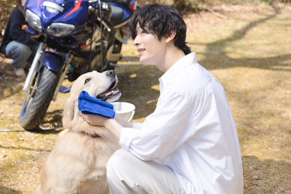 「魔物」第1話（C）テレビ朝日・SLL