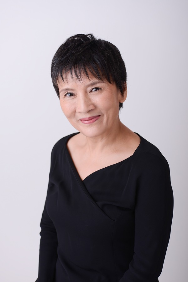 根岸季衣『サユリ』