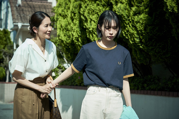 『愛されなくても別に』©武田綾乃／講談社©2025 映画「愛されなくても別に」製作委員会