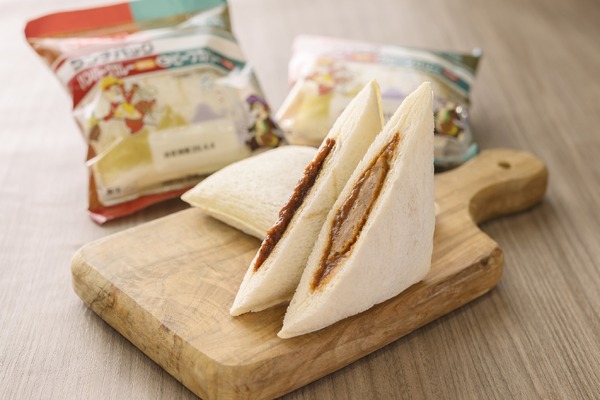 人気レストランのカレーをイメージした「ランチパック」が初登場！あのミッキーロングパンも再び