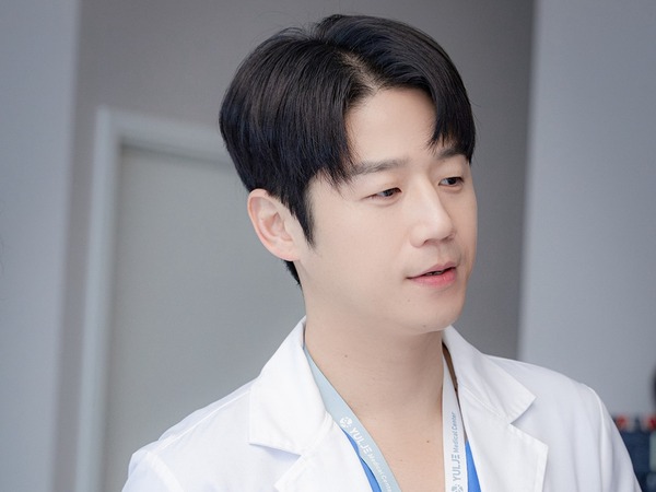 惚れるのも納得。『いつかは賢いレジデント生活』ク・ドウォンの3つの魅力ポイント