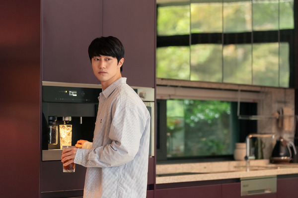 『ラブ・イン・ザ・ビッグシティ』（C）2024 PLUS M ENTERTAINMENT AND SHOWBOX CORP. ALL RIGHTS RESERVED.