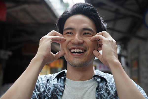 『九龍ジェネリックロマンス』オフショット©眉月じゅん／集英社・映画「九龍ジェネリックロマンス」製作委員会