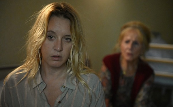 『秋が来るとき』ポスタービジュアル© 2024 – FOZ – FRANCE 2 CINEMA – PLAYTIME