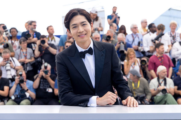 『遠い山なみの光』© Kazuko Wakayama