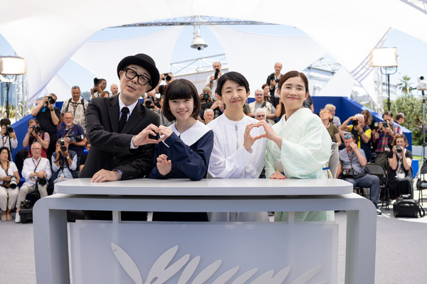 『ルノワール』フォトコール（Ｃ）Kazuko WAKAYAMA