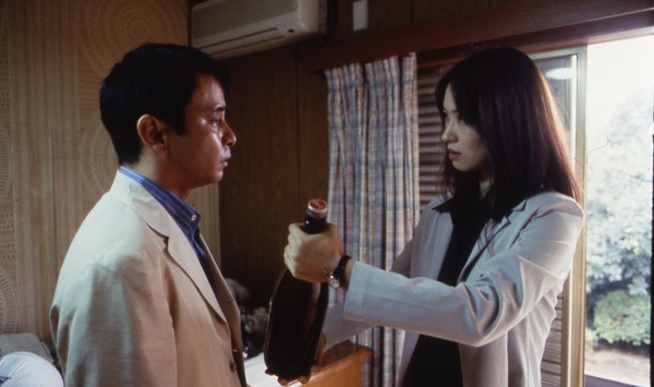 『呪怨2〈4K：Vシネマ版〉』©東映ビデオ