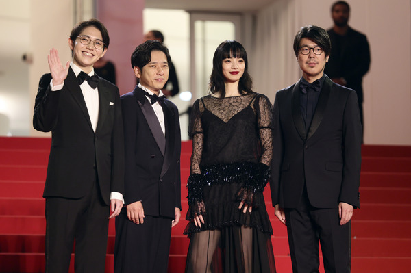 平瀬謙太朗＆二宮和也＆小松菜奈＆川村元気 Photo by Andreas Rentz/Getty Images