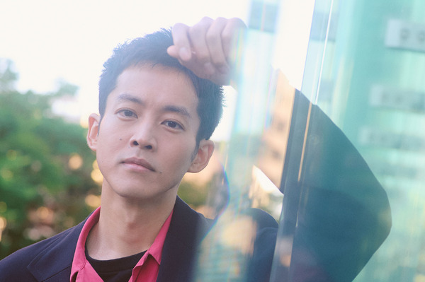 松坂桃李／photo：Jumpei Yamada