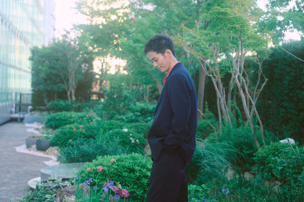 松坂桃李／photo：Jumpei Yamada