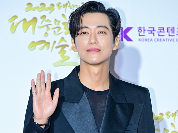 10年の絆で結ばれた所属事務所と再契約！“信じて観られる俳優”ナムグン・ミンの次なる挑戦